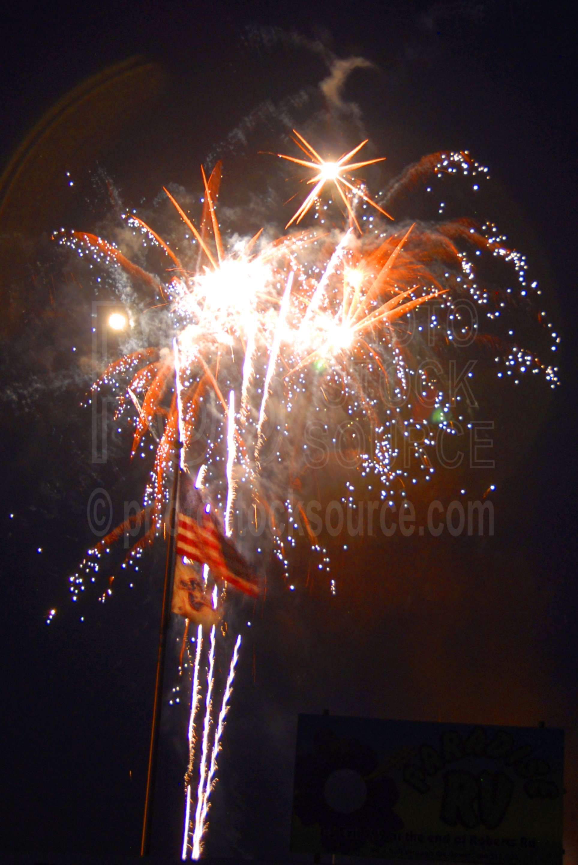 4th of July Fireworks,fireworks,celebrate,bombs,explosion,light,color