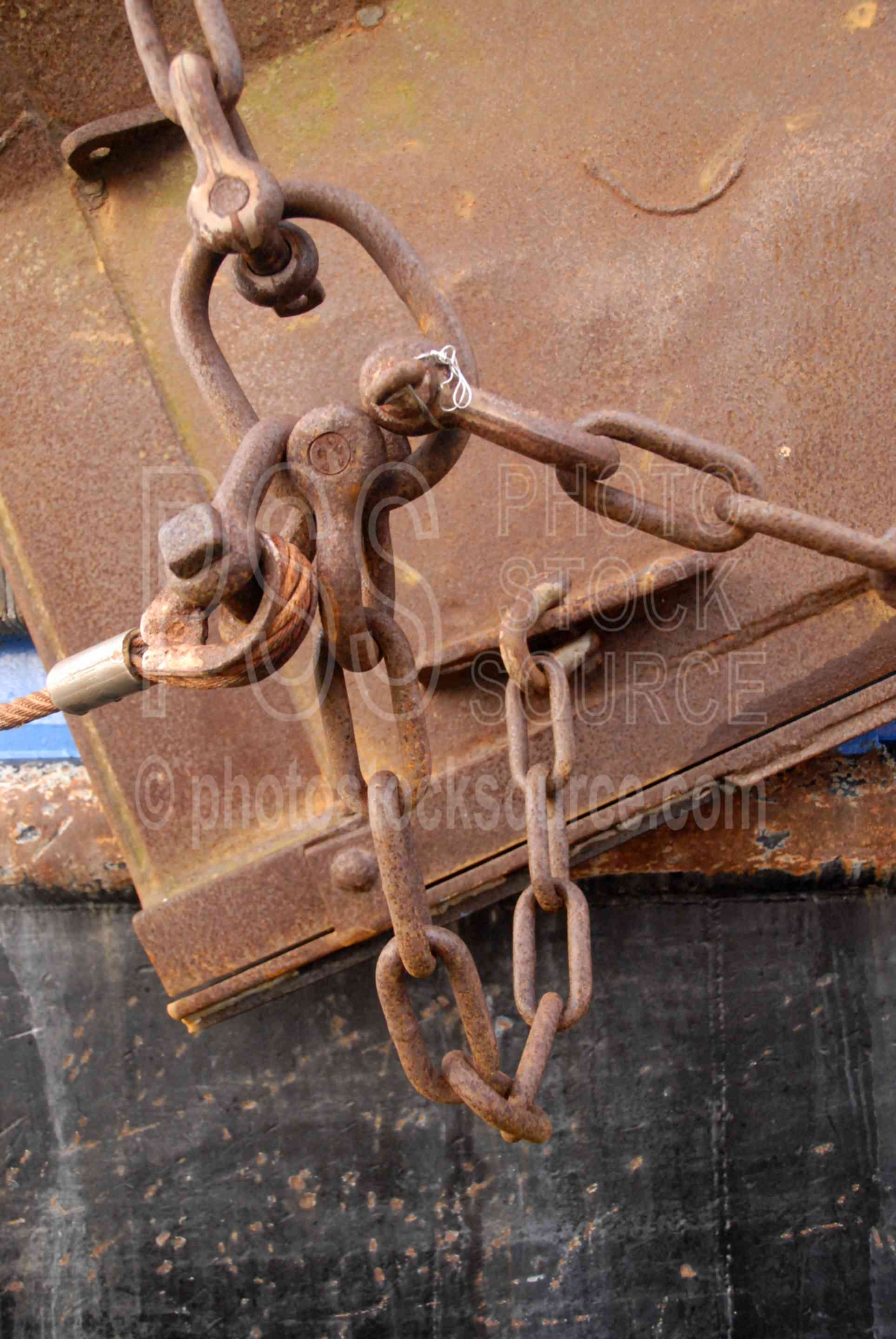 Rusty Chains,boat,boats,fishing boats,chain