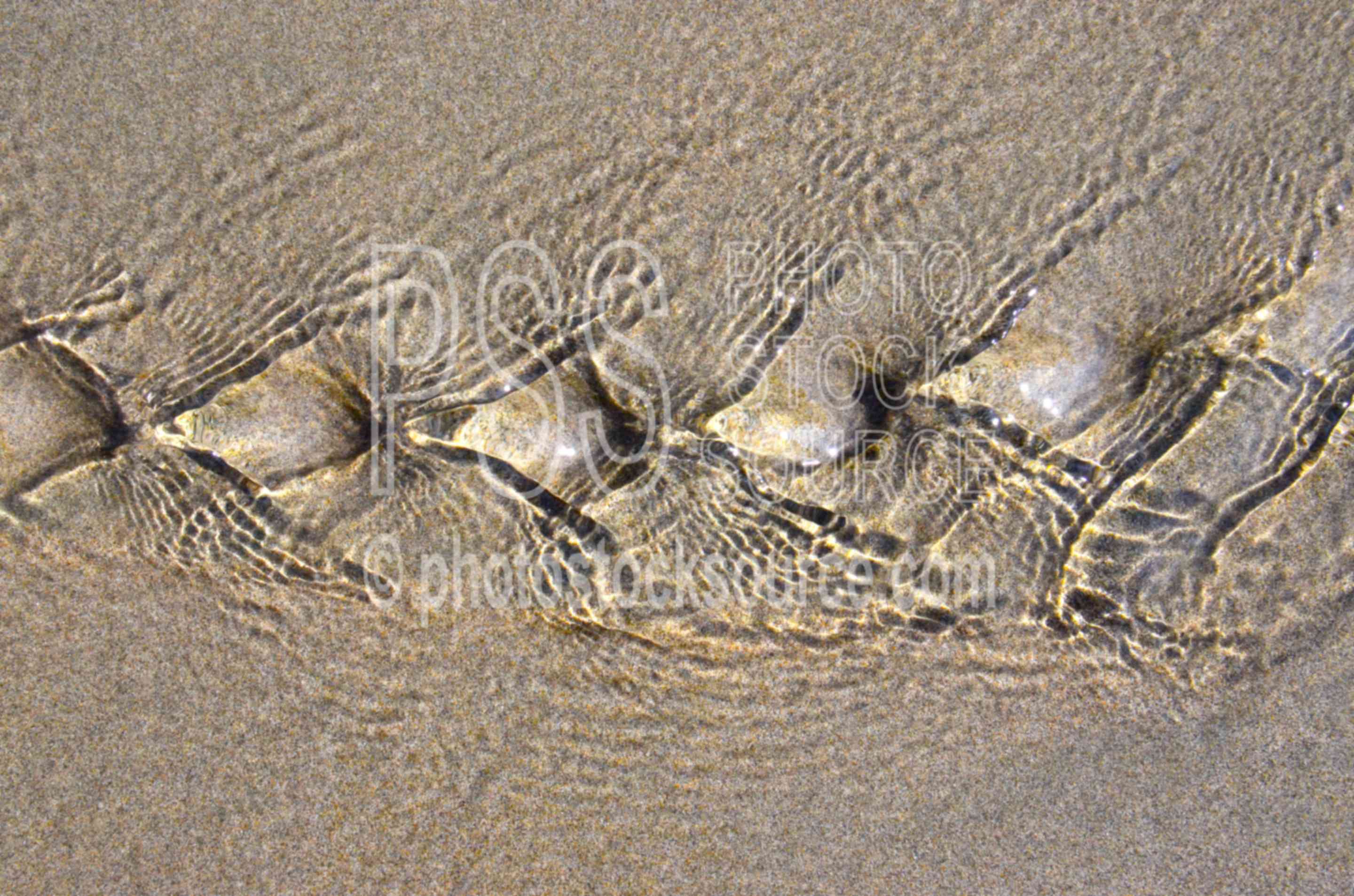 Ripples in Water on the Beach,light,abstract,ripples,beach,wave