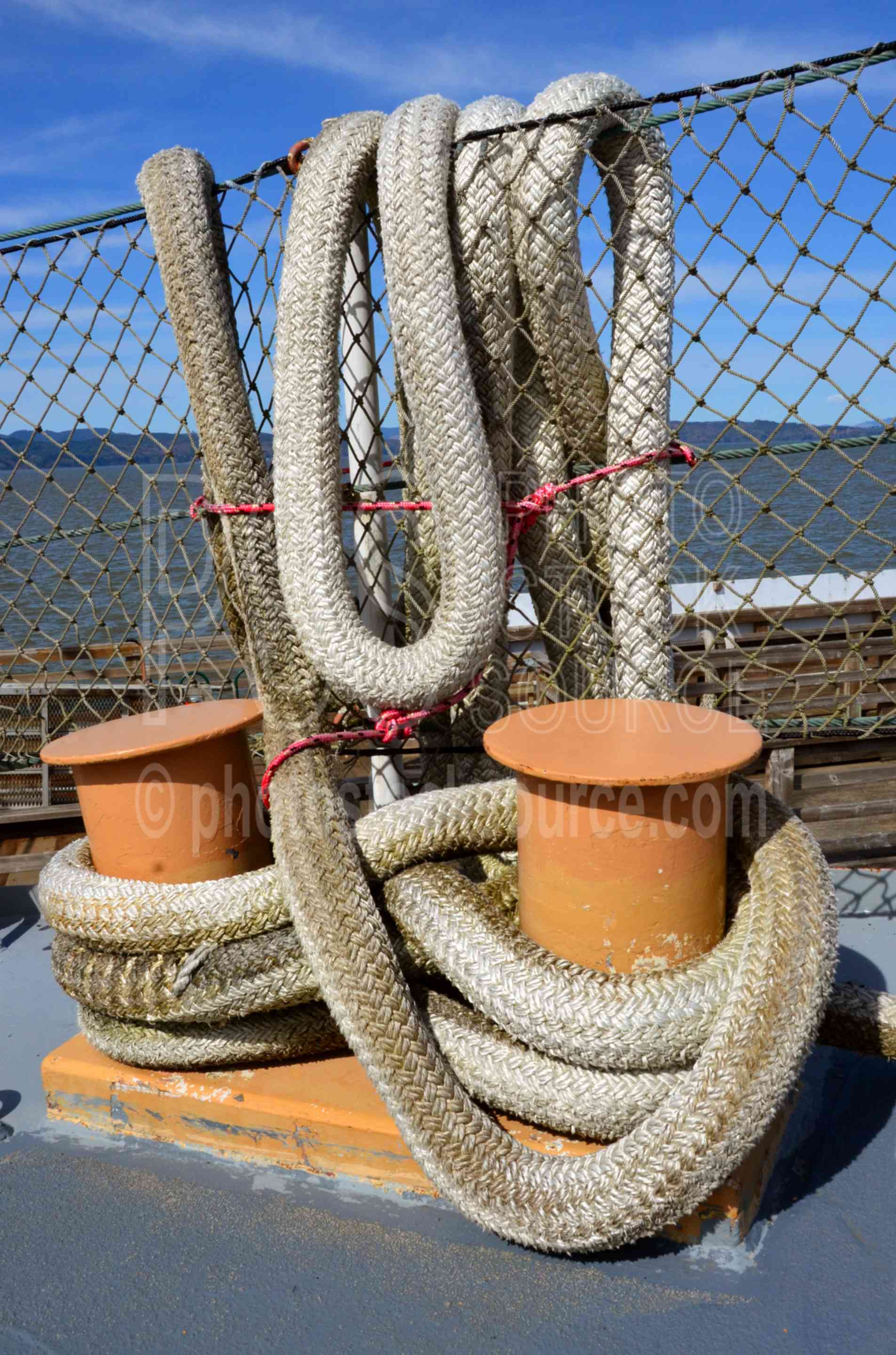 Mooring Bollard,dock,harbor,mooring,tying,rope,lines,docking,ships
