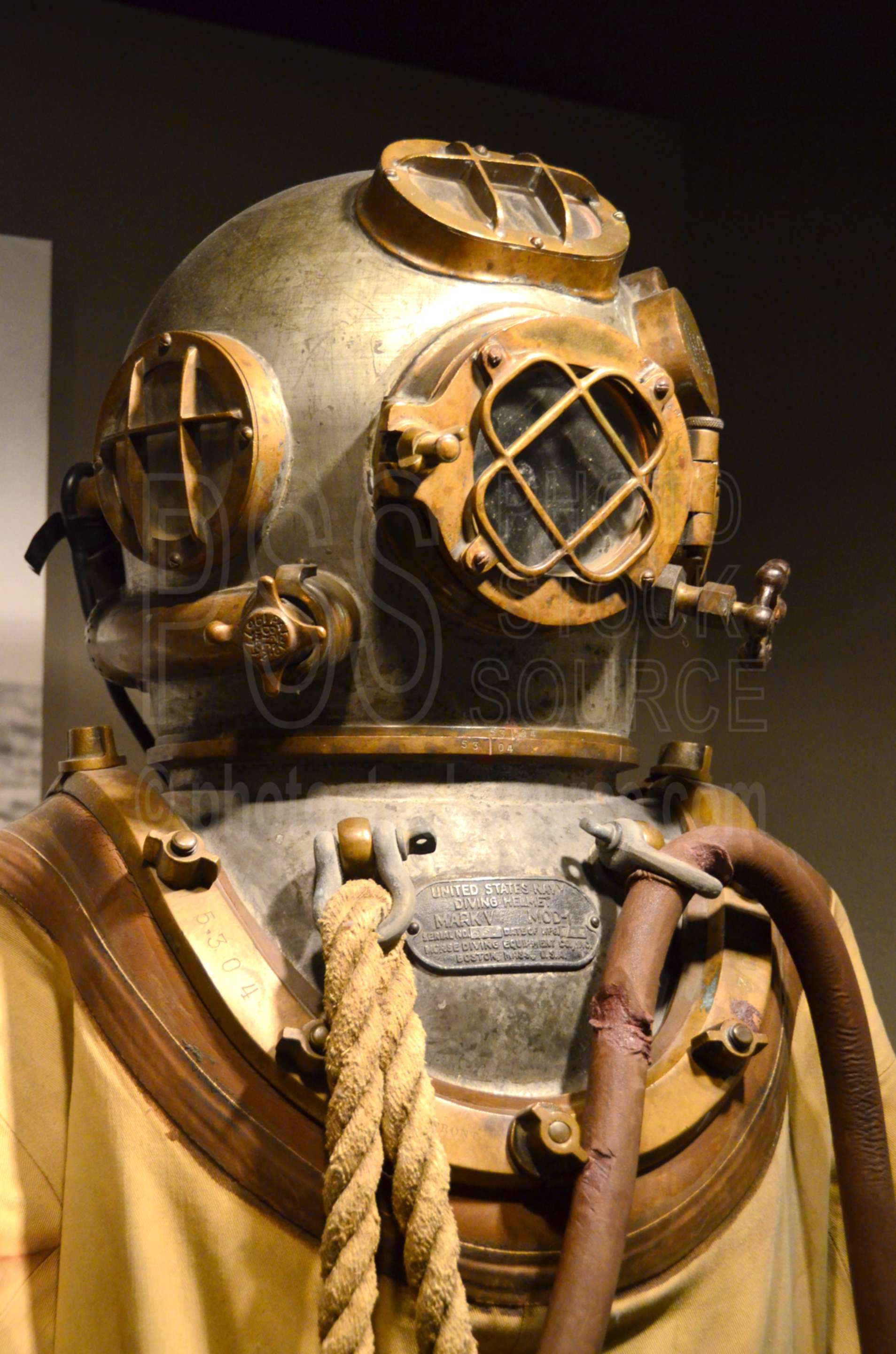 Mark V Deep Sea Diving Suit,maritime,museum,diving,deep,deep sea,pressure,vintage,historic,helmet