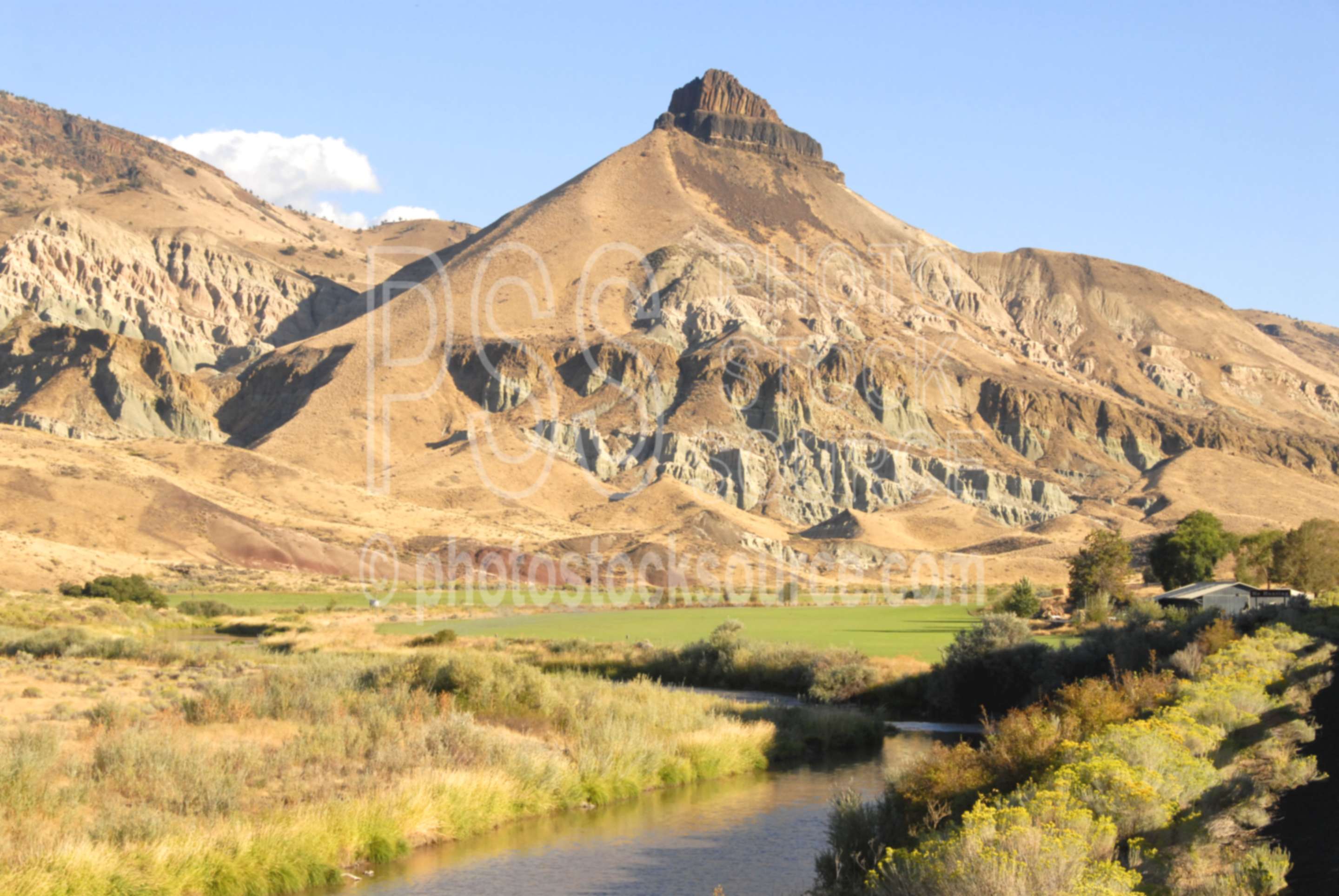 Sheep Rock,john day river,national monument,john day fossil beds,lakes rivers