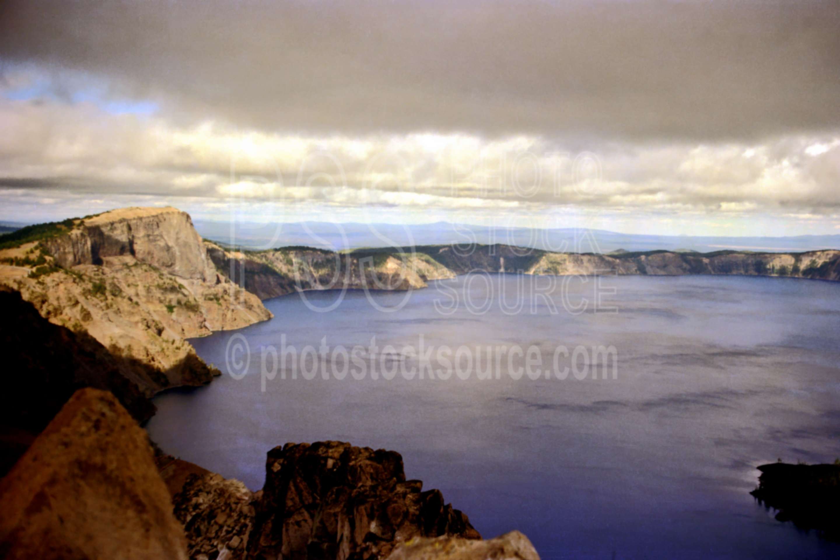 Llao Rock, Crater Lake,crater lake,llao rock,caldera,usas,lakes rivers,national park,nature