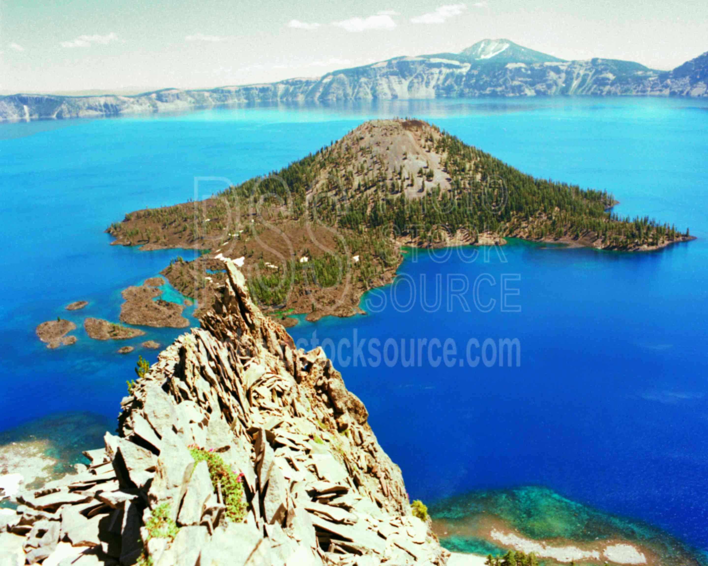 Crater Lake Wizard Island,caldera,crater lake,island,mount scott,wizard island,usas,lakes rivers,national park,nature