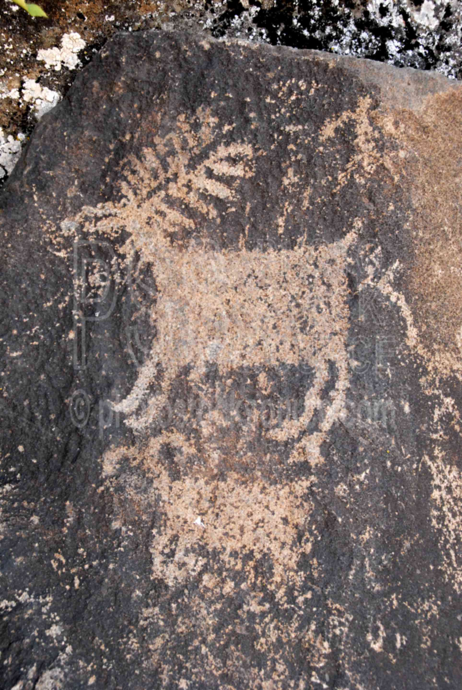 Horsethief Lake Petroglyphs,indian art,rock inscriptions,native art,lakes rivers,native american