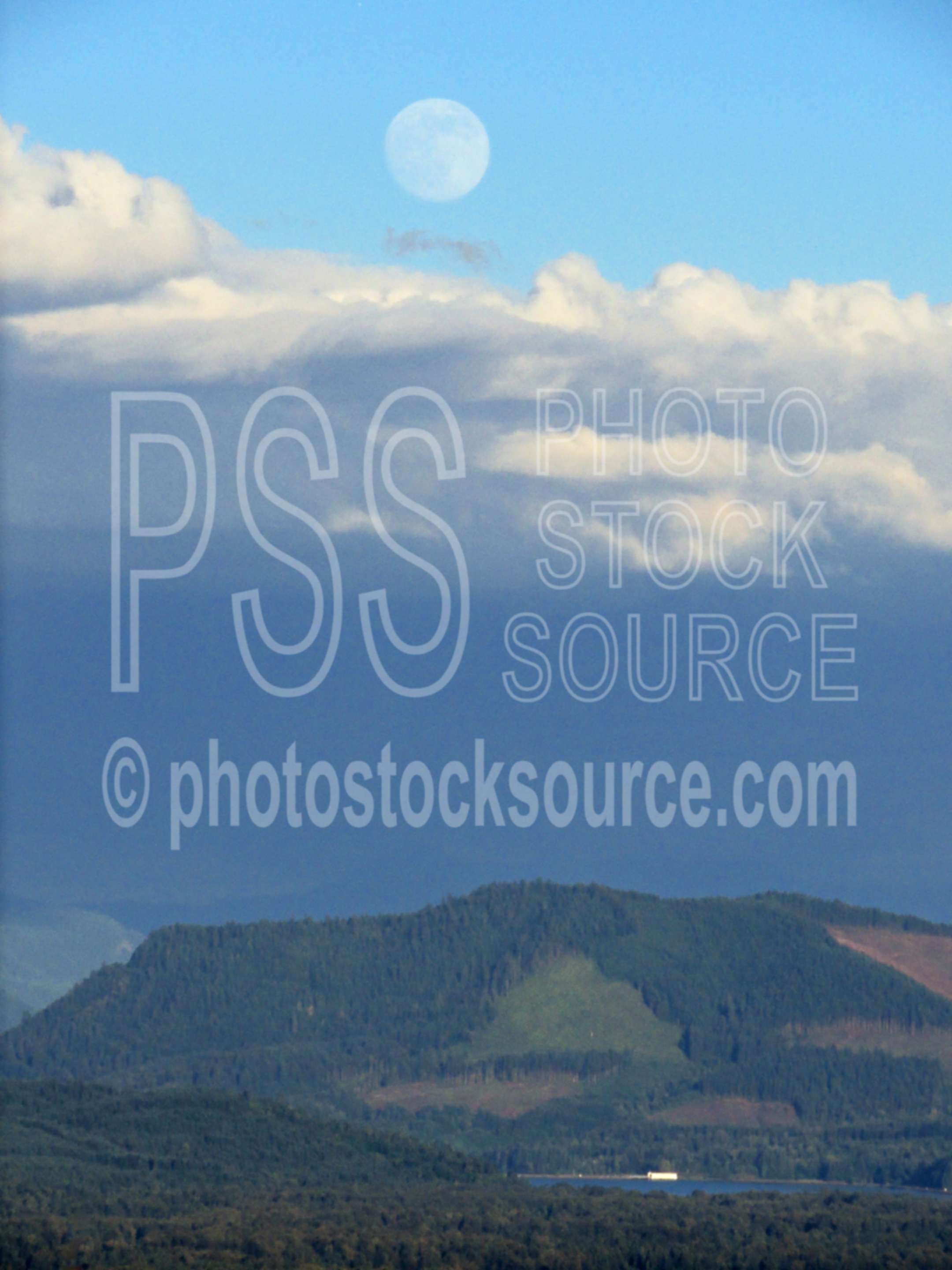 Mt. Pisgah Full Moonrise,moon,clouds,mountains