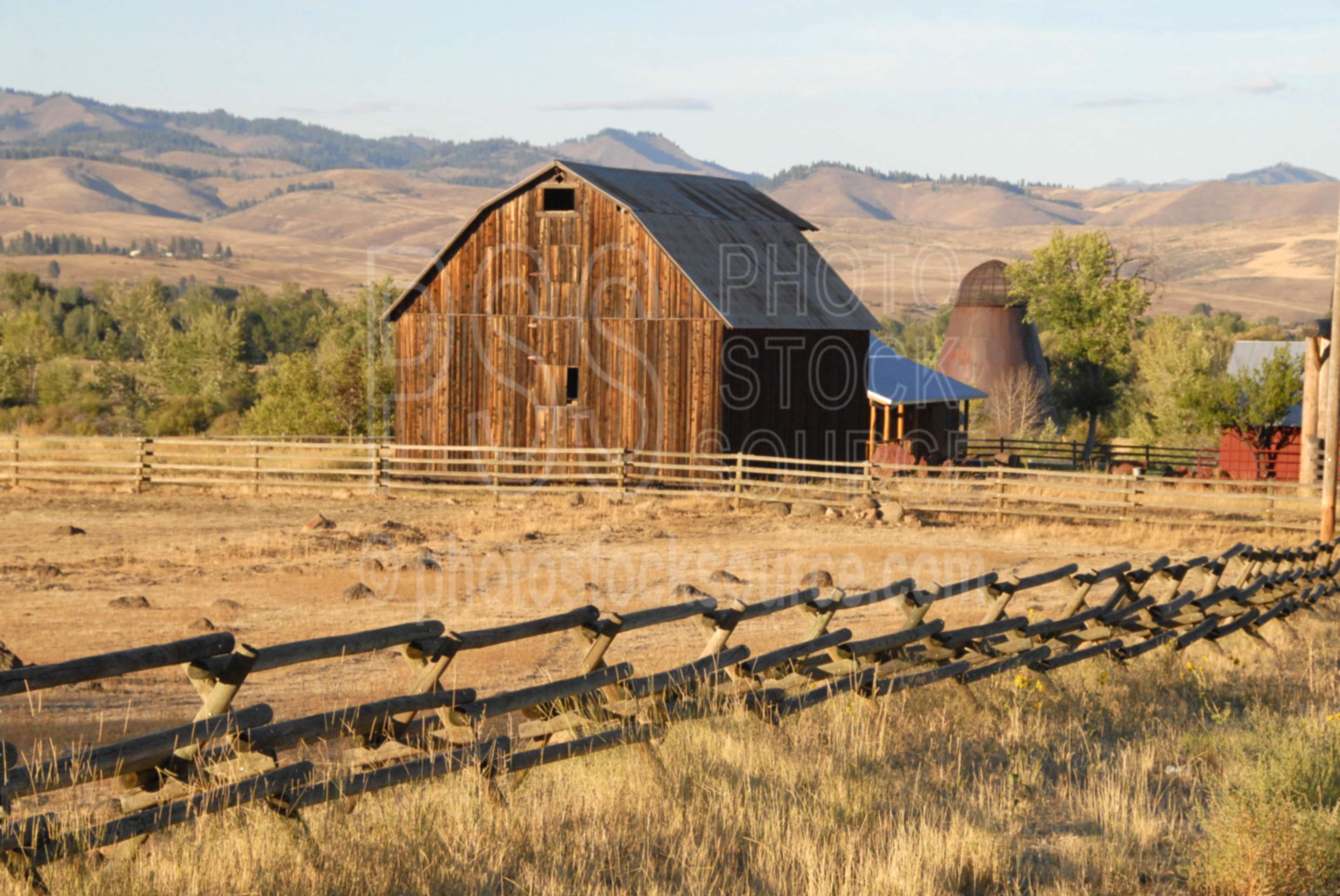 Wooden Barn,farm,ranch,wigwam burner,teepee burner