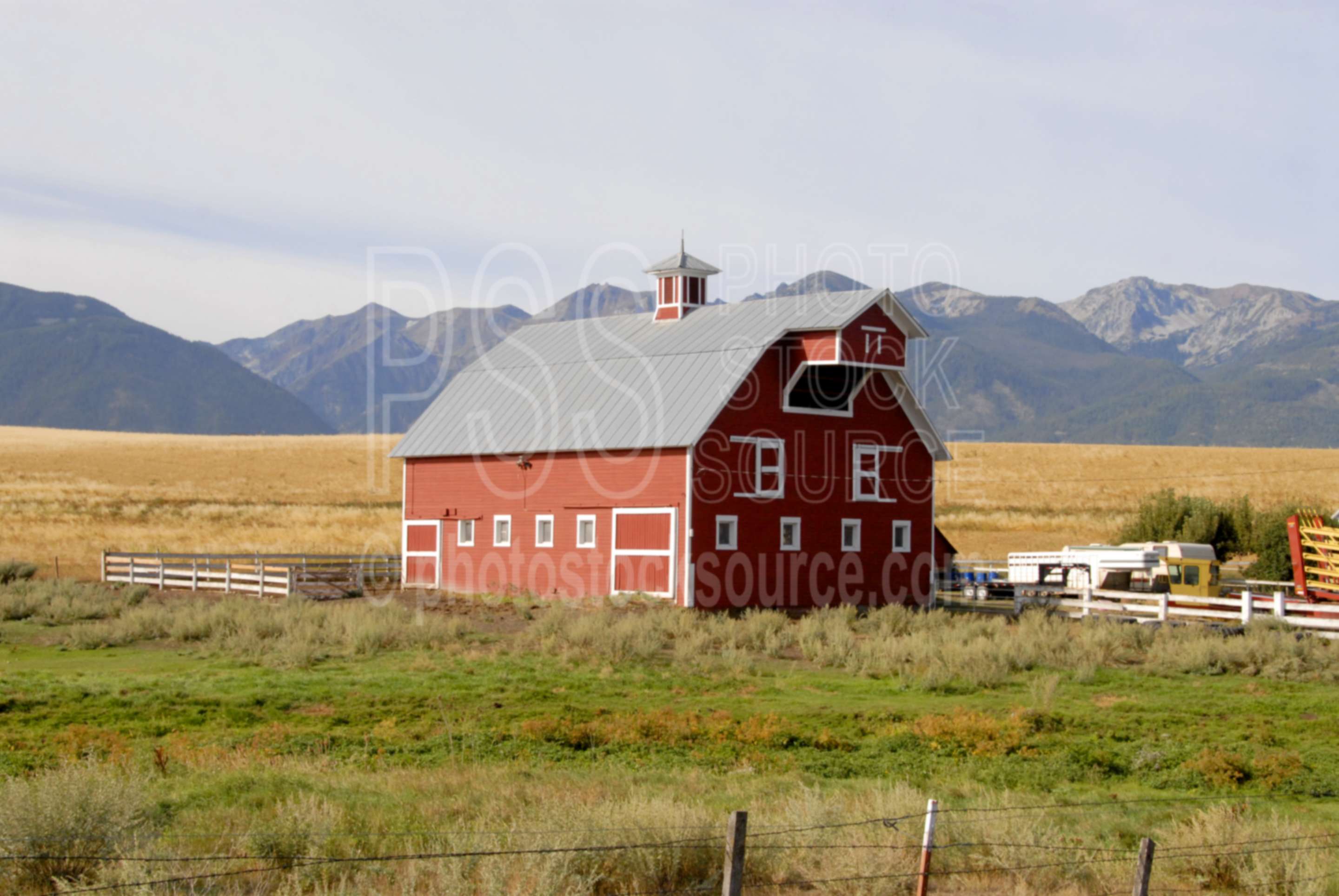 Red Barn,ranch,farm,mountains