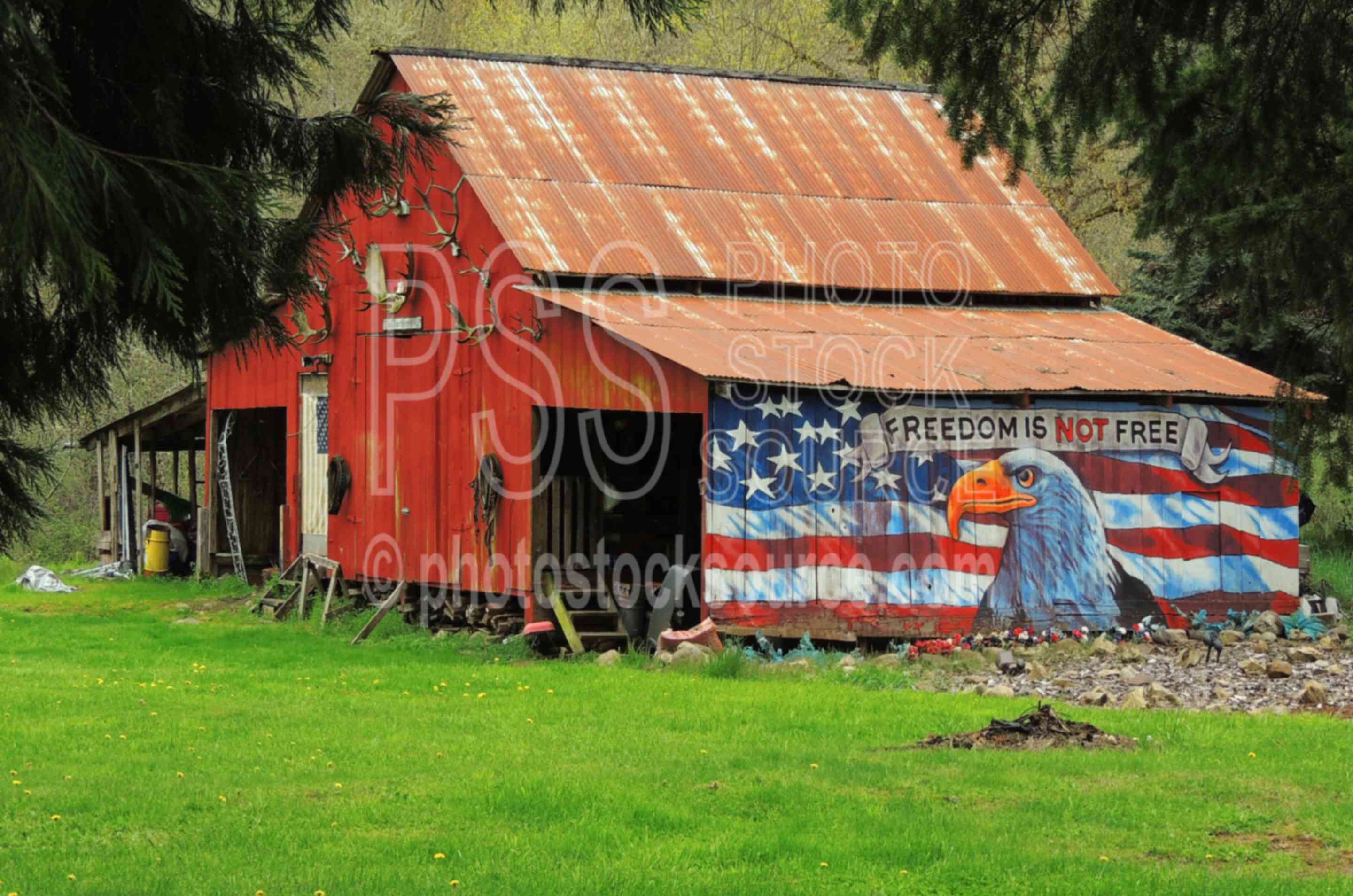 Patriotic Barn,barn,patriotic,flag,american,republican