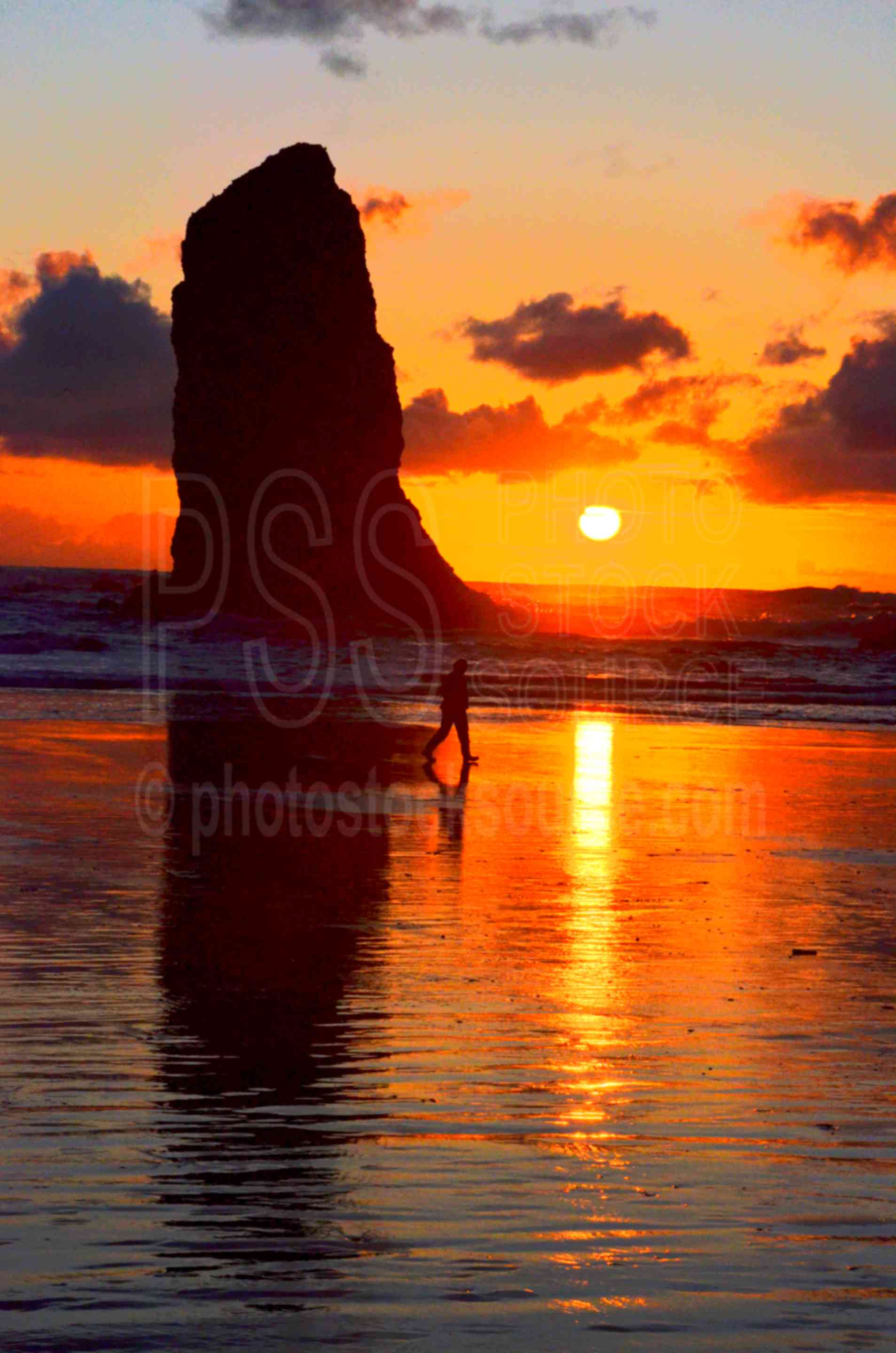 The Needles at Sunset,rocks,seastacks,coast,beach,clouds,sunset,haystack rock,the needles