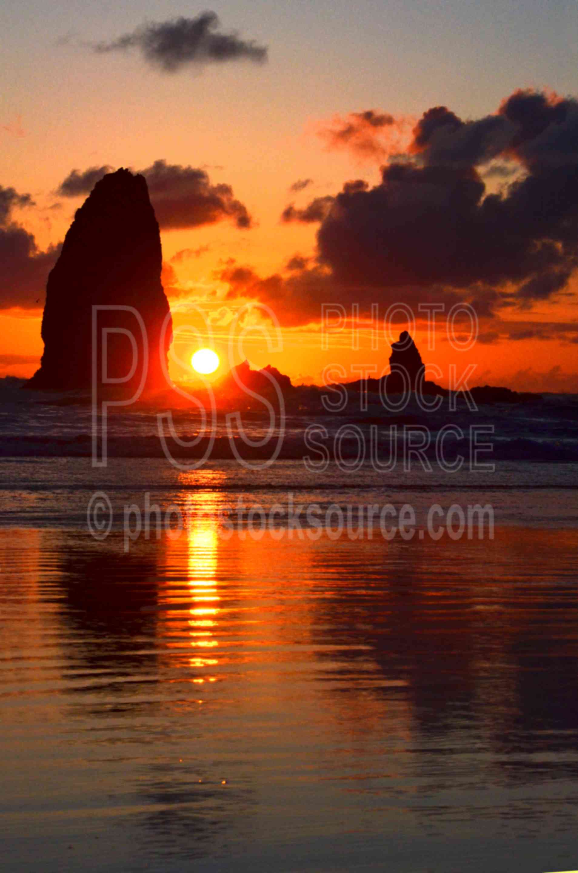 The Needles at Sunset,rocks,seastacks,coast,beach,clouds,sunset,haystack rock,the needles