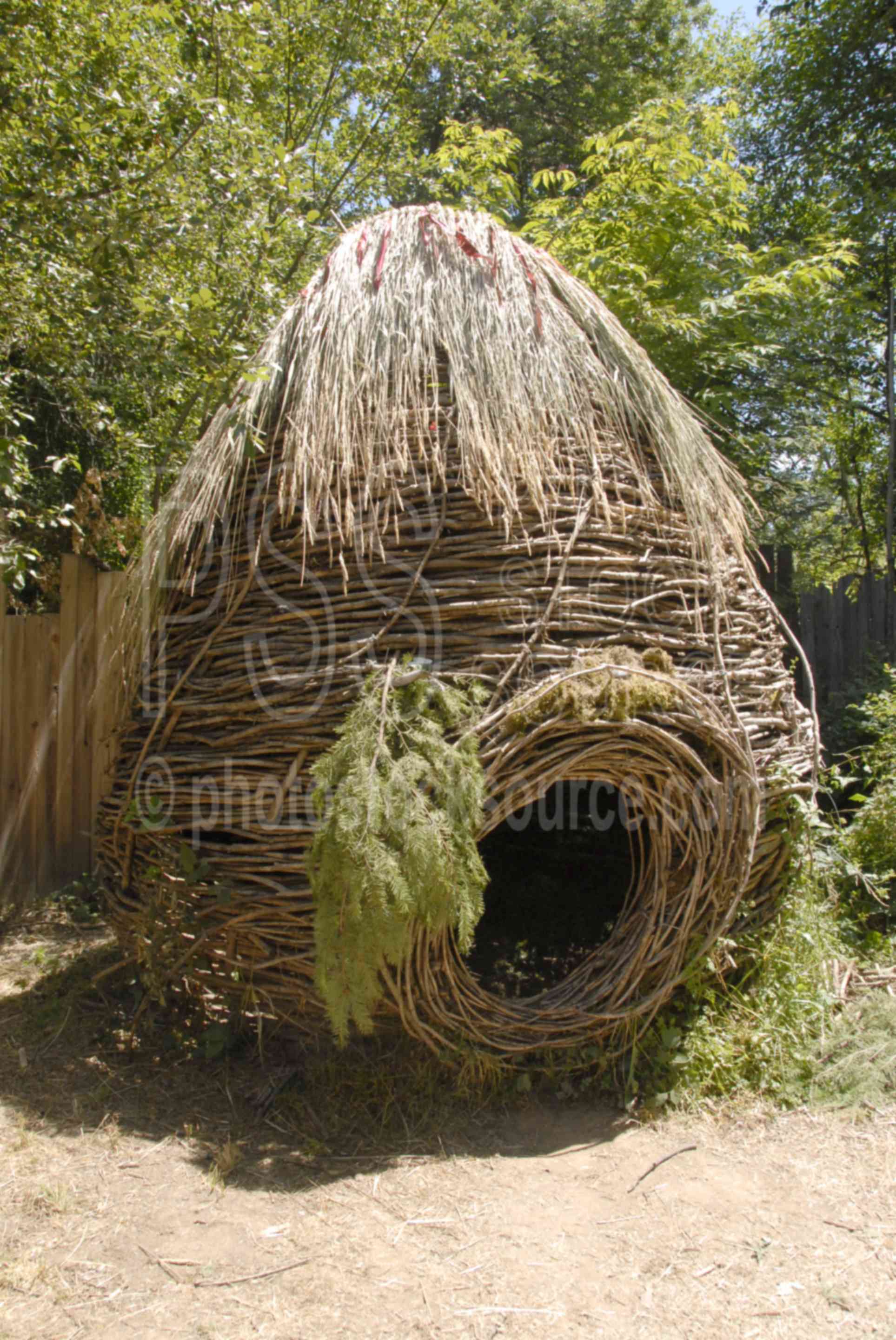 Hive Habitat,habitat,home,architecture