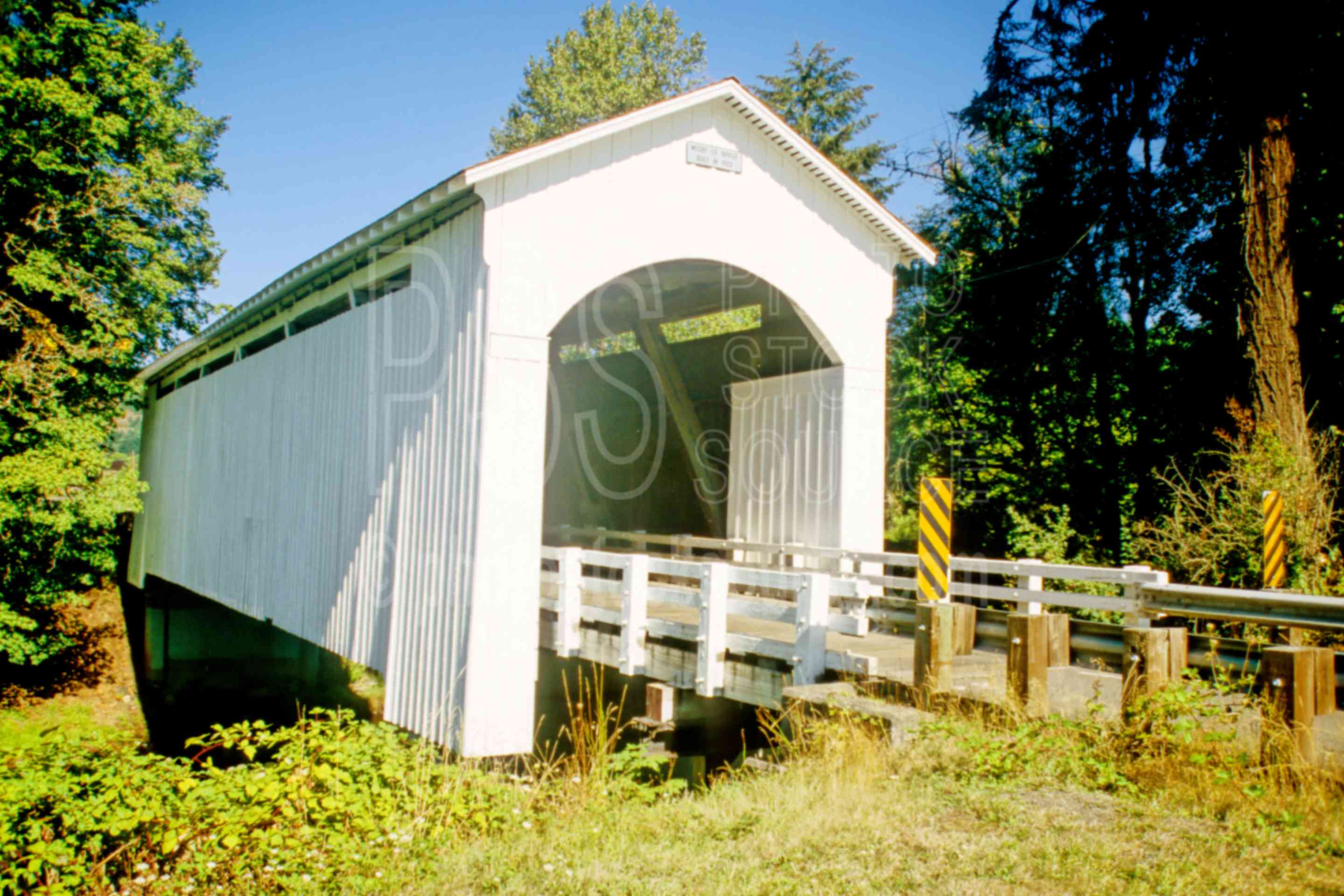 Mosby Cr. Covered Bridge,covered bridge,mosby creek covered bridge,usas,architecture,bridges