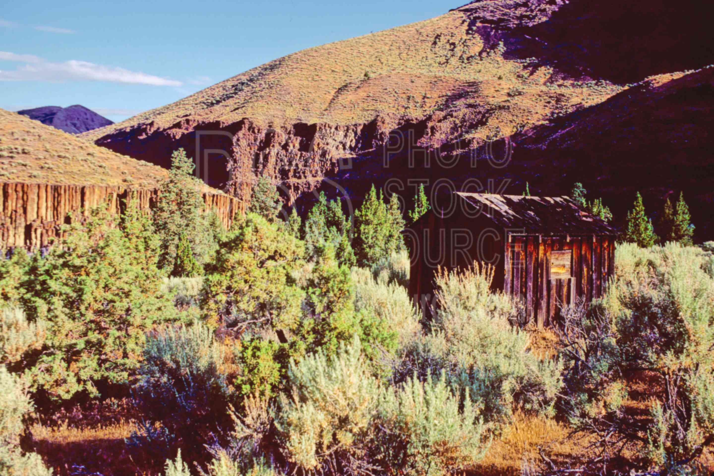 Sheepherder Cabin,john day river,cabin,usas,lakes rivers