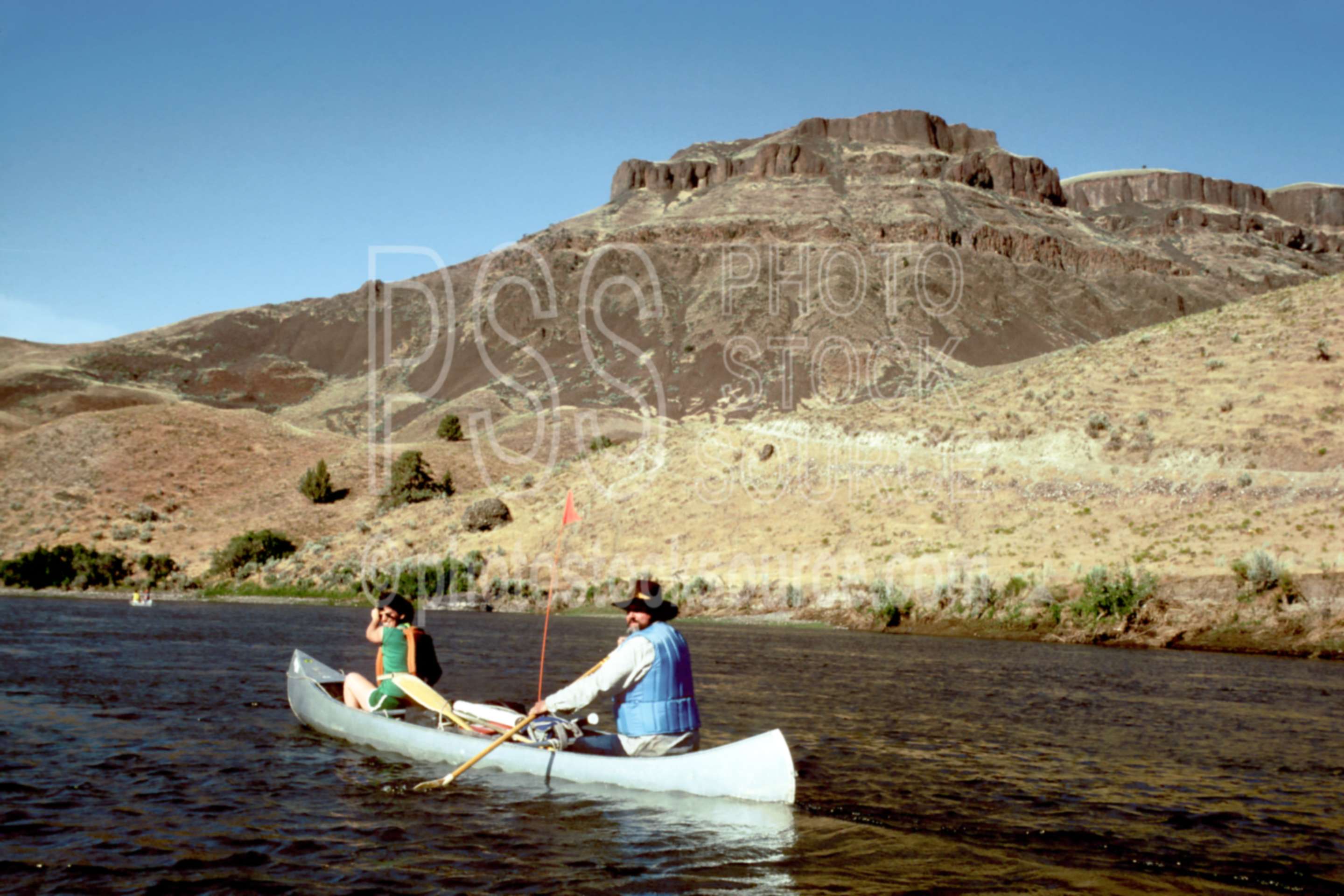 John Day River,canoe,people,river running,usas,lakes rivers