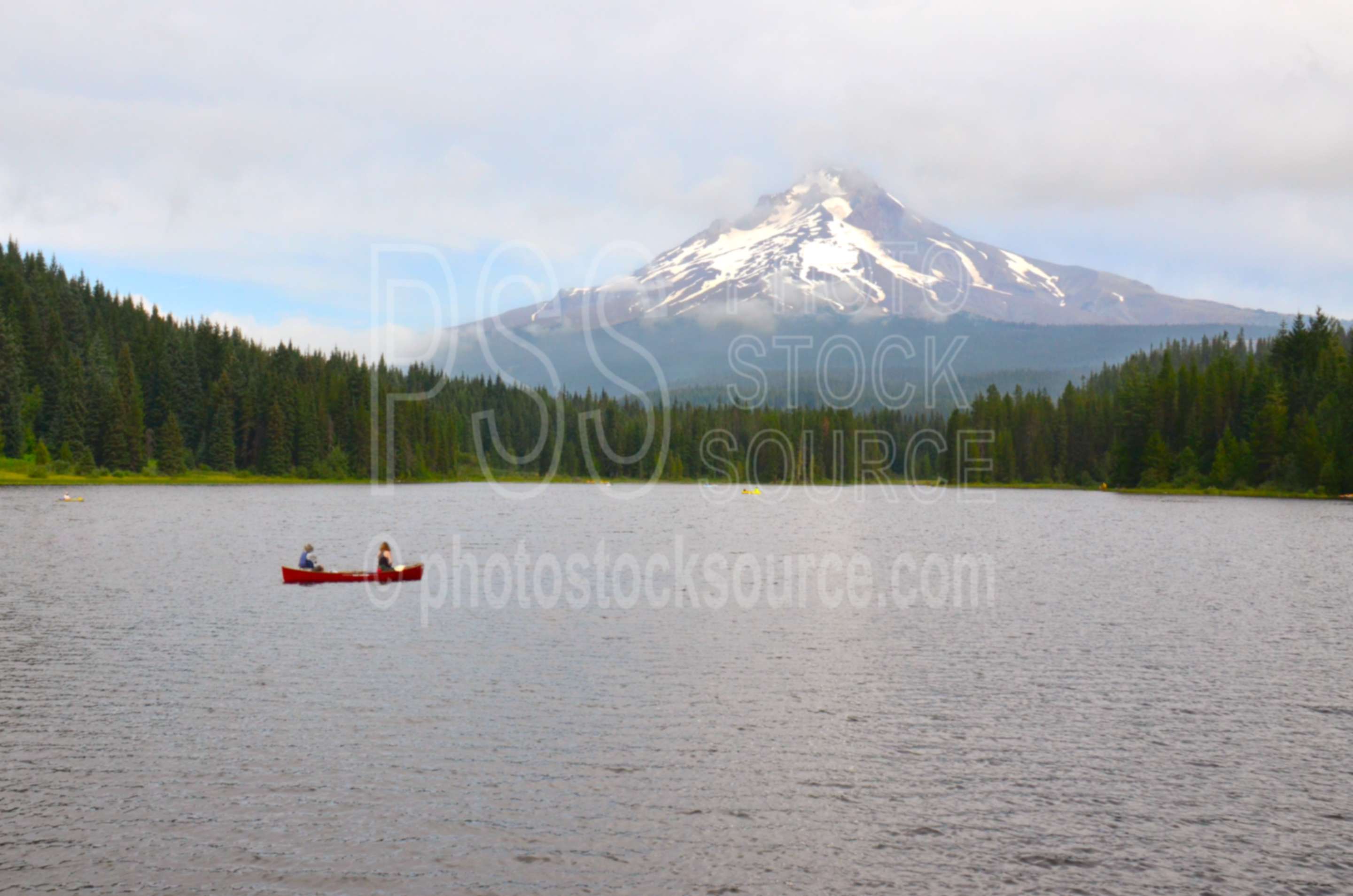 Mt. Hood over Trillium Lake,lake,mountain,mt. hood,trillium,reservoir,canoe,boating,recreation