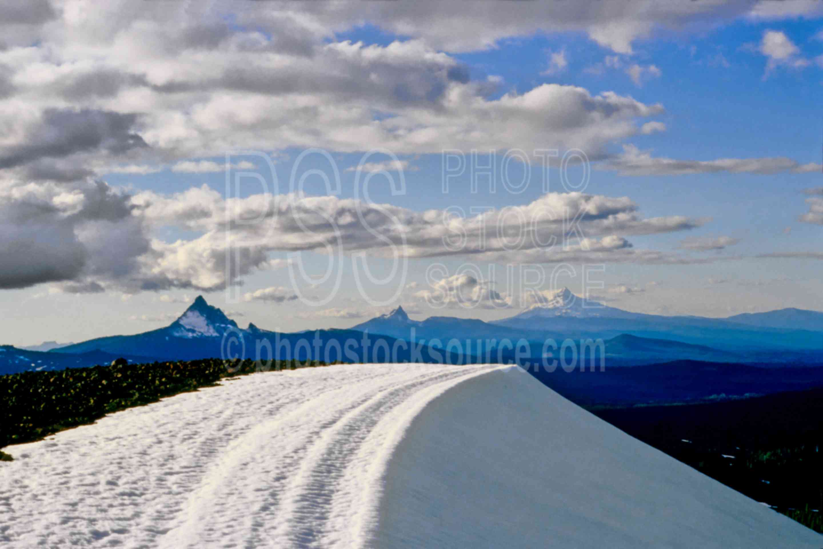 Oregon Cascades,three fingered jack,mt. hood,mt. jefferson,mt. washington,mount,usas,mountains