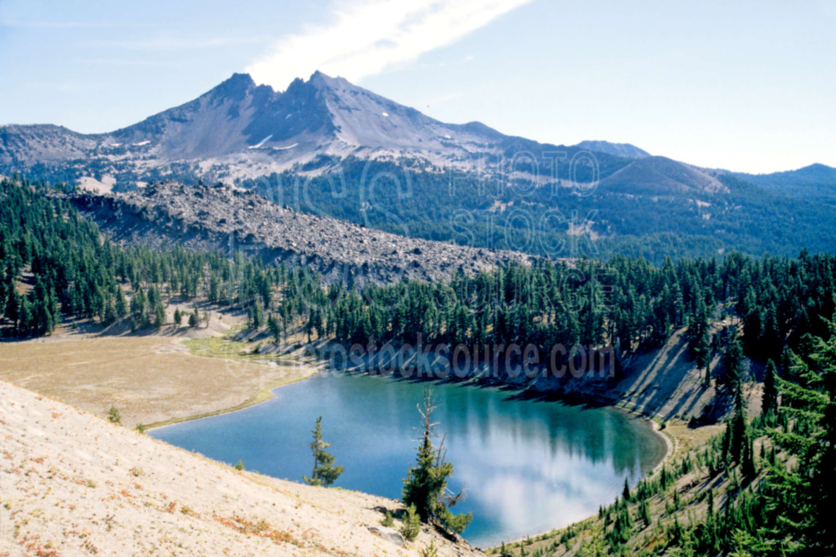 Broken Top,morraine lake,lake,usas,lakes rivers,mountains