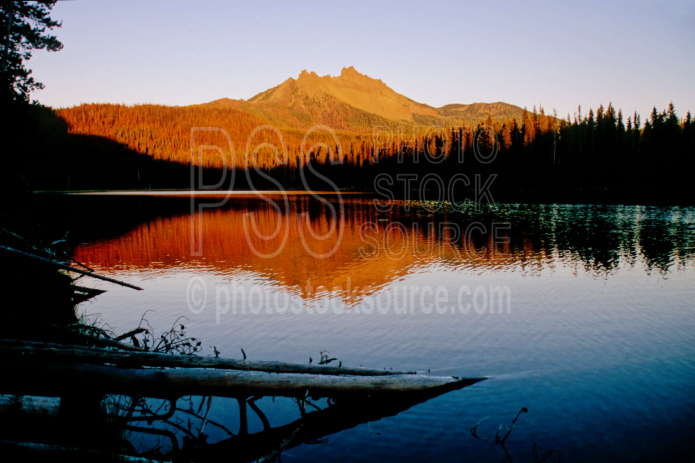 Three Fingered Jack,duffy lake,sunset,lake,usas,lakes rivers,mountains