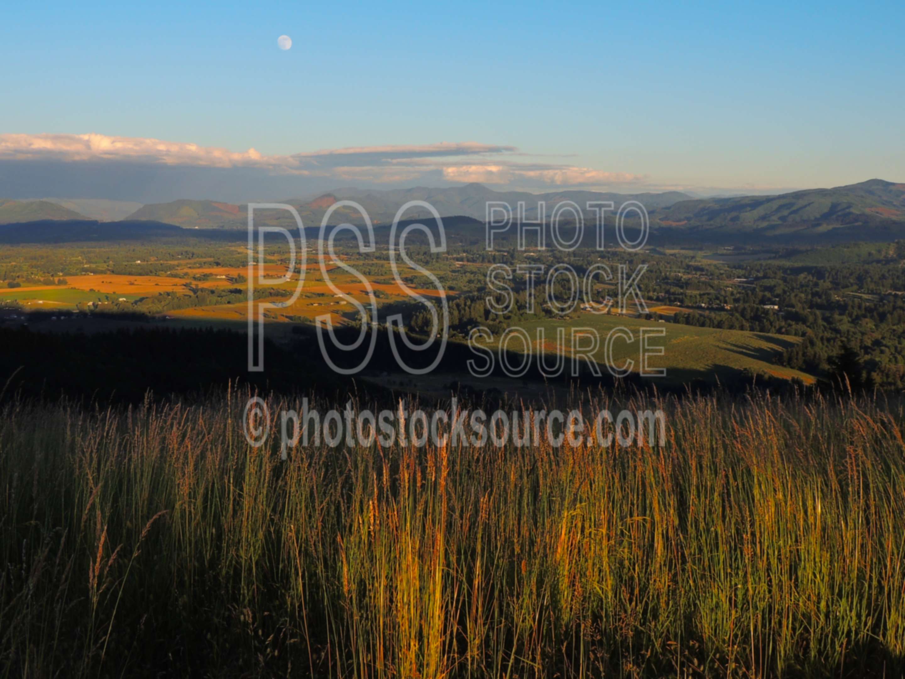 Mt. Pisgah Full Moonrise,moon,clouds,mountains