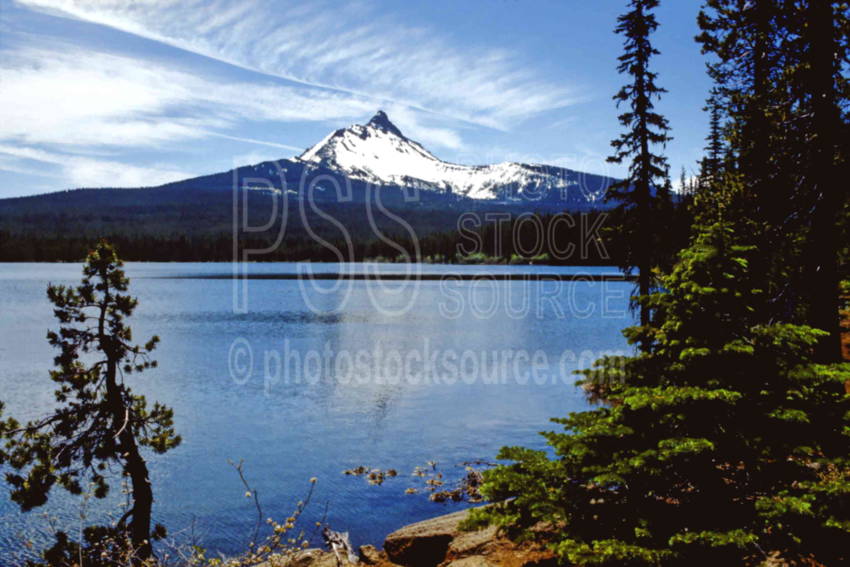 Mt. Washington Big Lake,big lake,mt. washington,mount,usas,lakes rivers,mountains