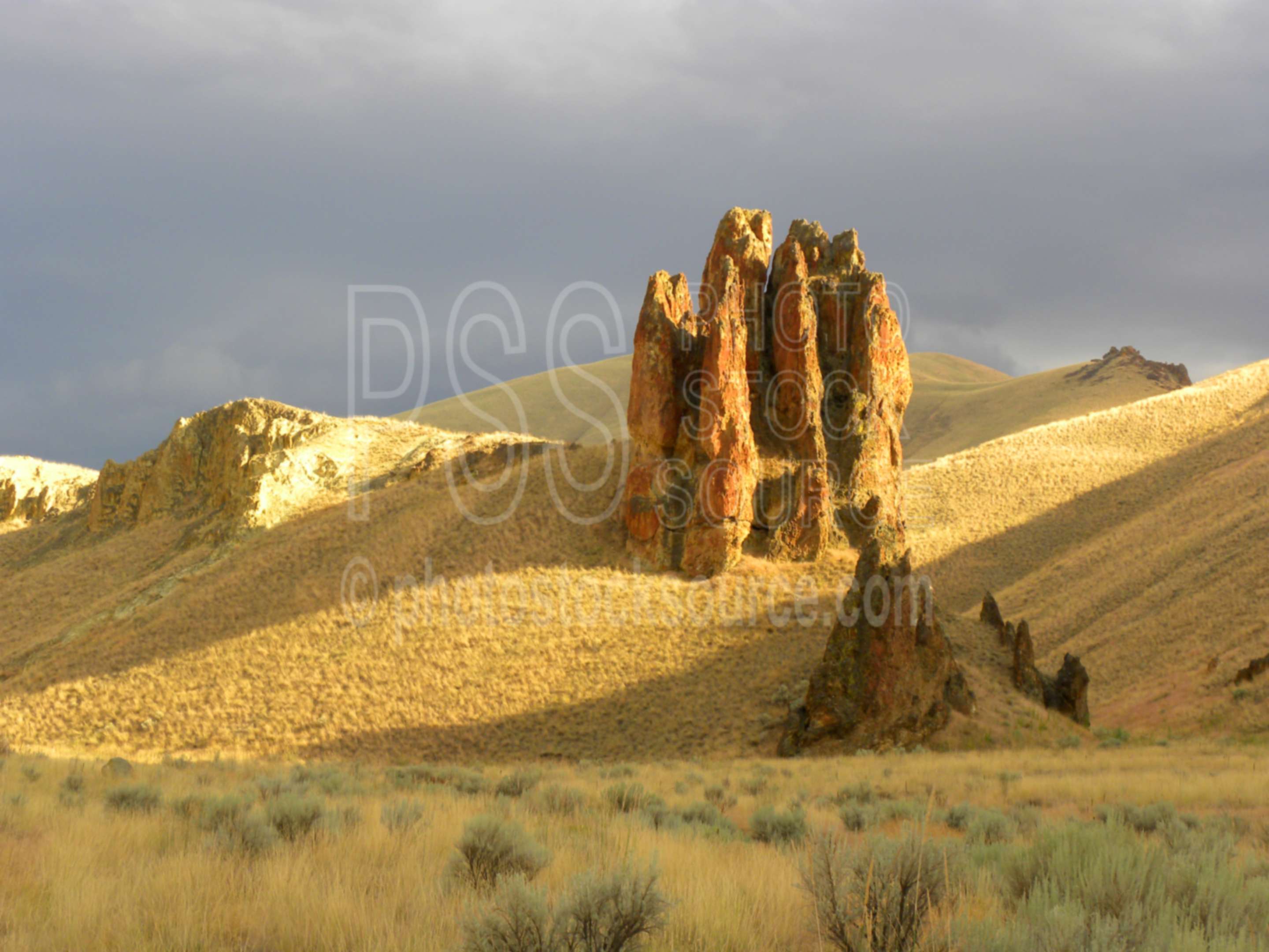 Leslie Gulch Rocks,desert,gulch,valley,gorge,rocks,formations