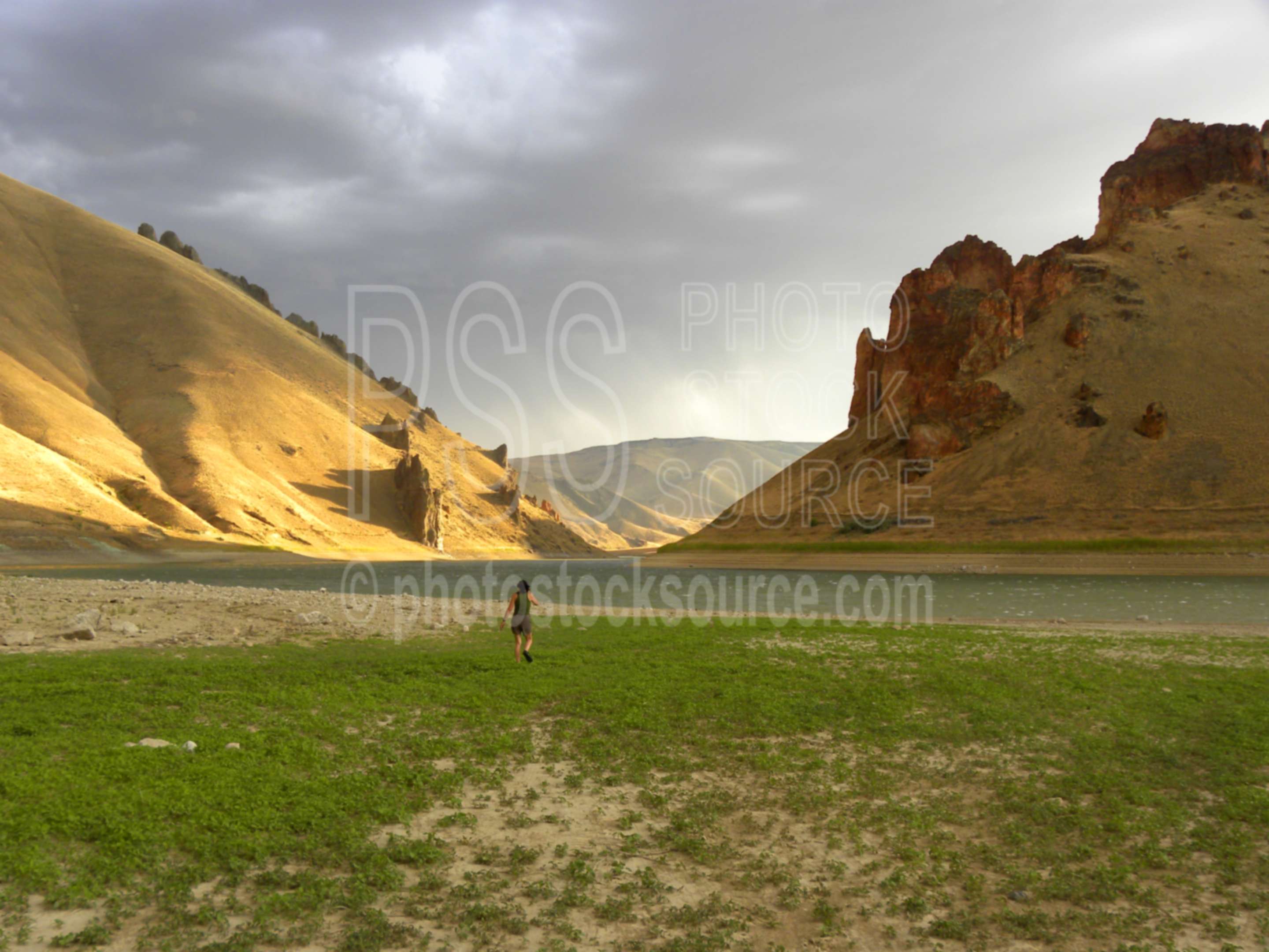 Owyhee River Gorge Sunset,desert,gulch,valley,gorge,rocks,formations,reservoir,lake,water,river,owyhee,sunset