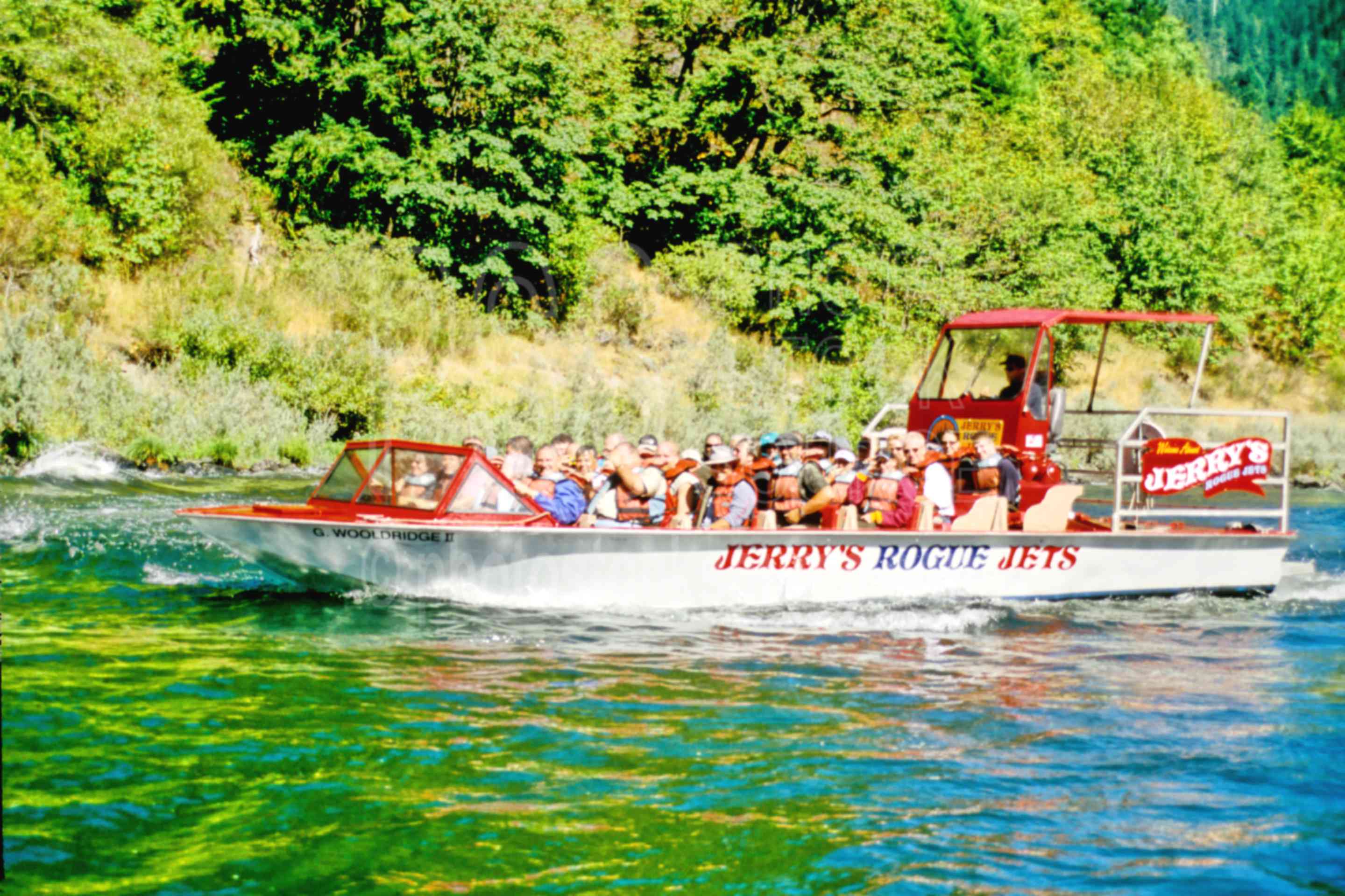 Rogue River Jet Boat,jet boat,rapids,river,usas,lakes rivers,boats