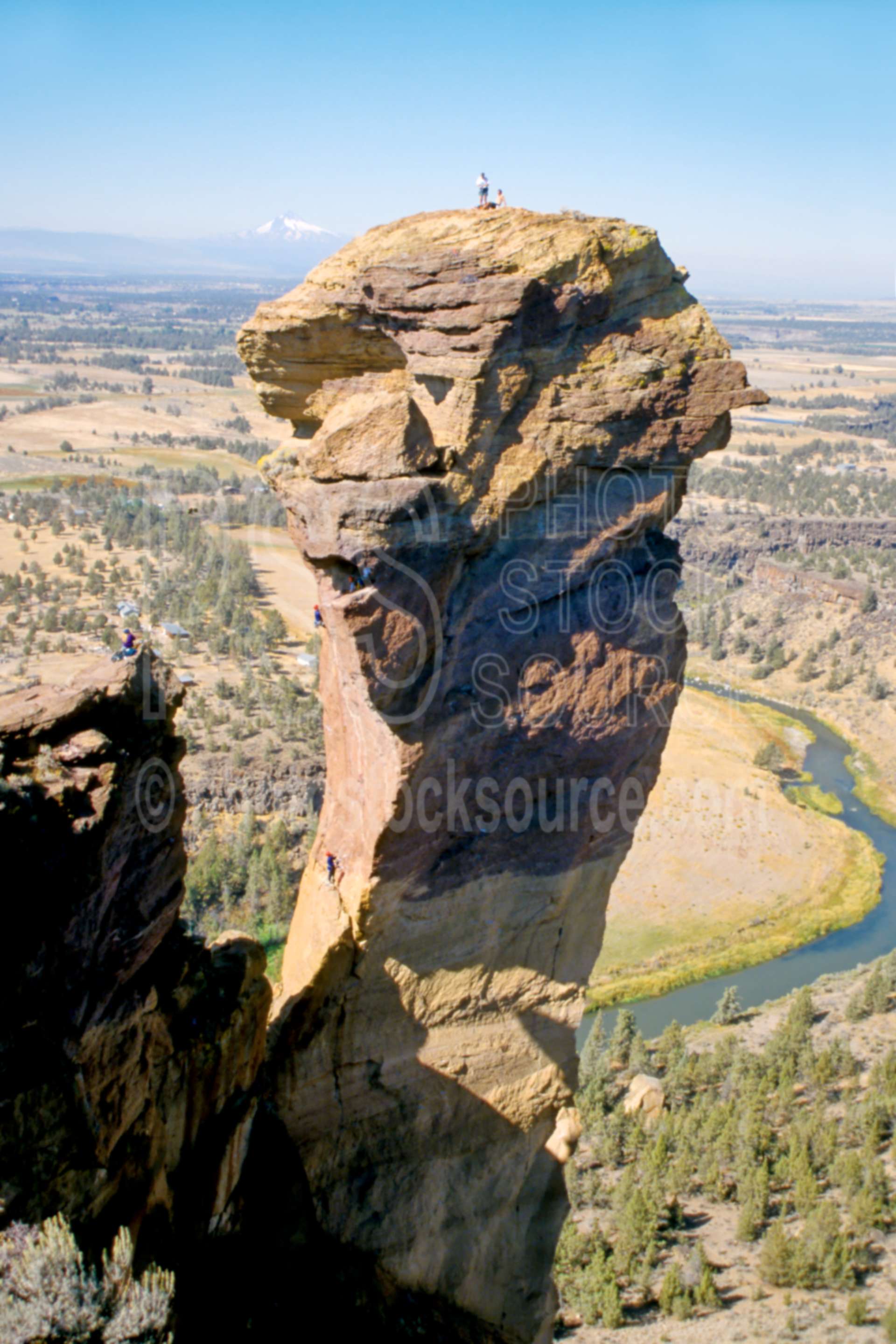 Monkey Face Climbers,climber,rock climbing,monkey face,smith rock,smith rock state park,usas