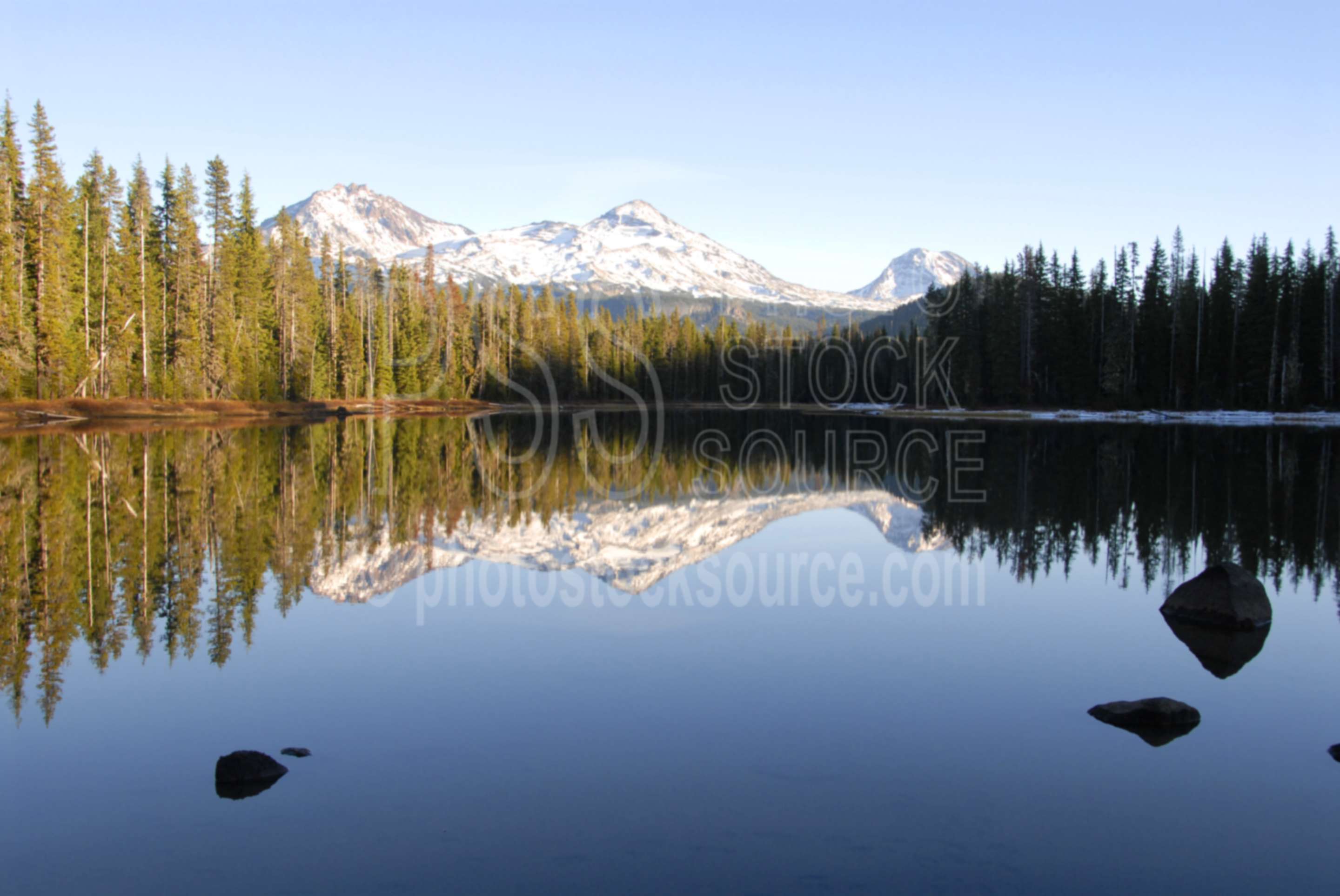 Three Sisters,lake,scott lake,reflection,reflecting,lakes rivers