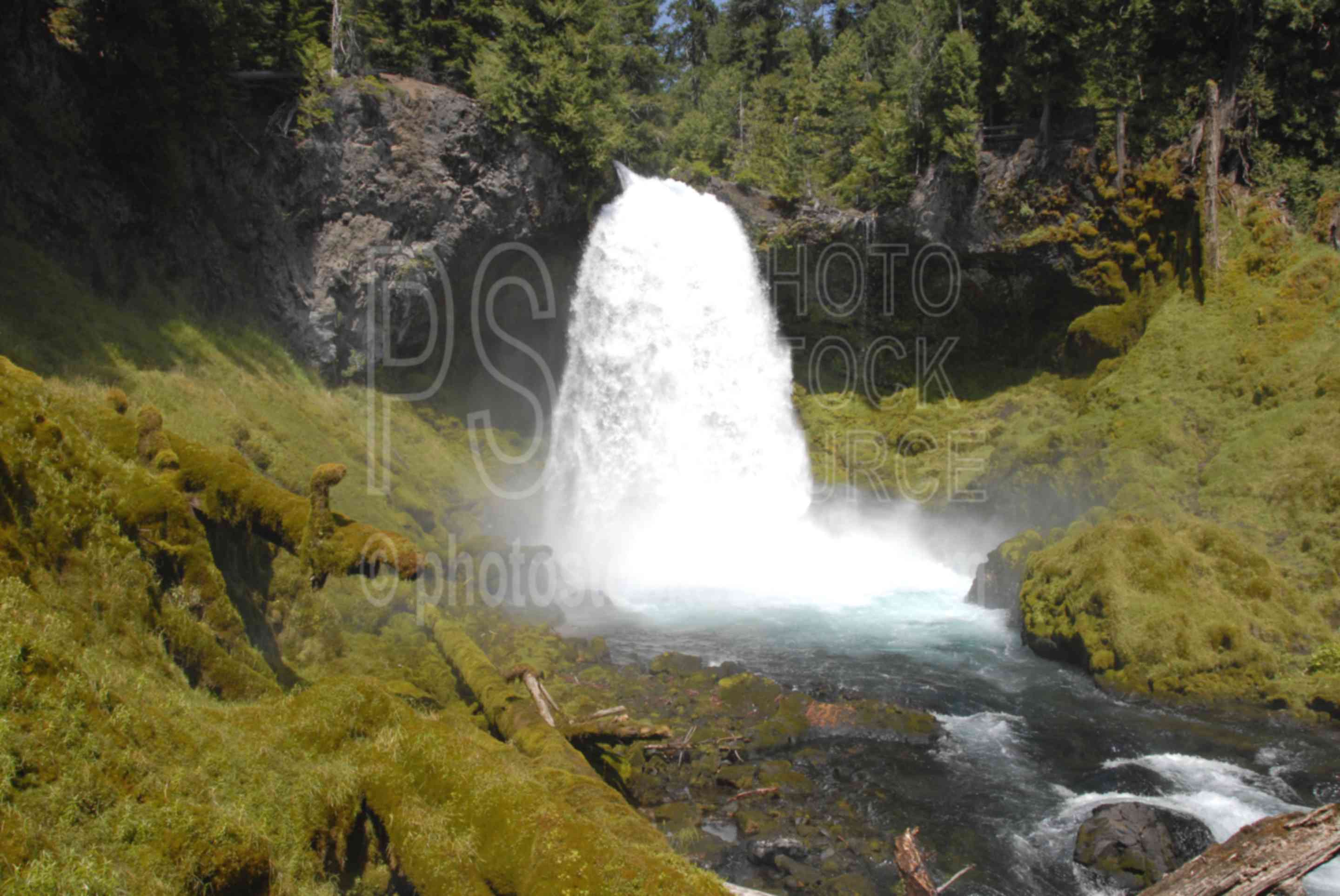 Sahalie Falls,falls,mckenzie river,river,lakes rivers,nature,waterfalls