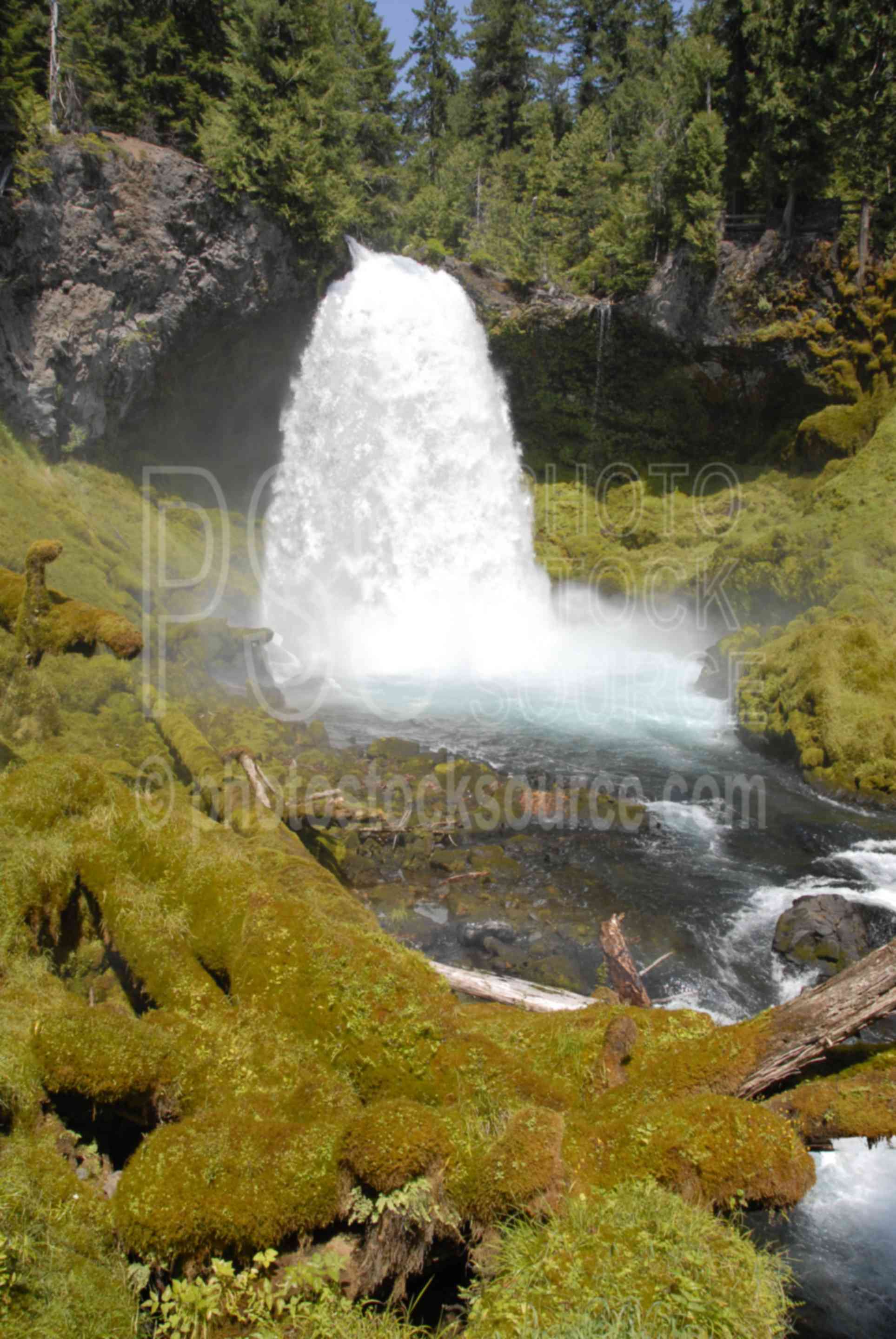 Sahalie Falls,falls,mckenzie river,river,lakes rivers,nature,waterfalls